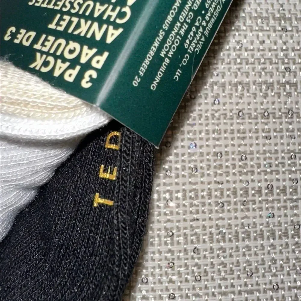Ted Baker Gray Beige Plaid Black White Dress Crew Cut Bamboo Blend Socks 3 pack